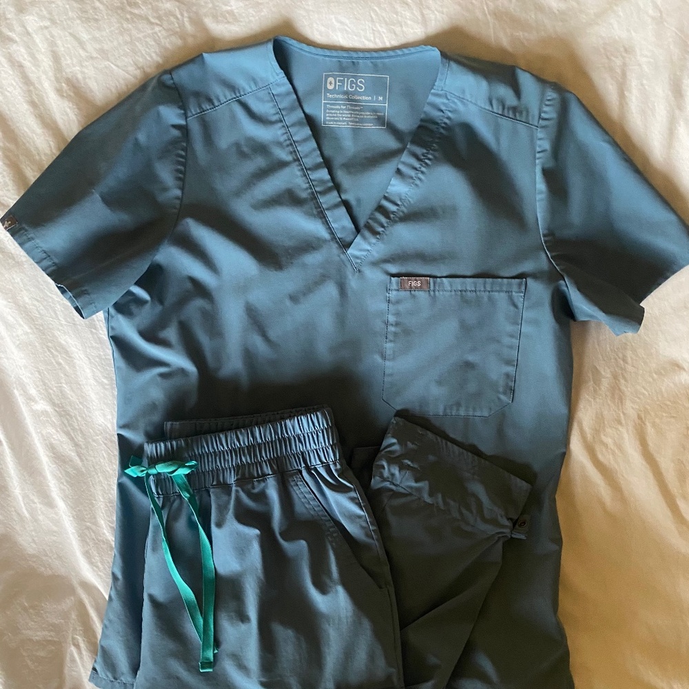 FIGS SCRUBS